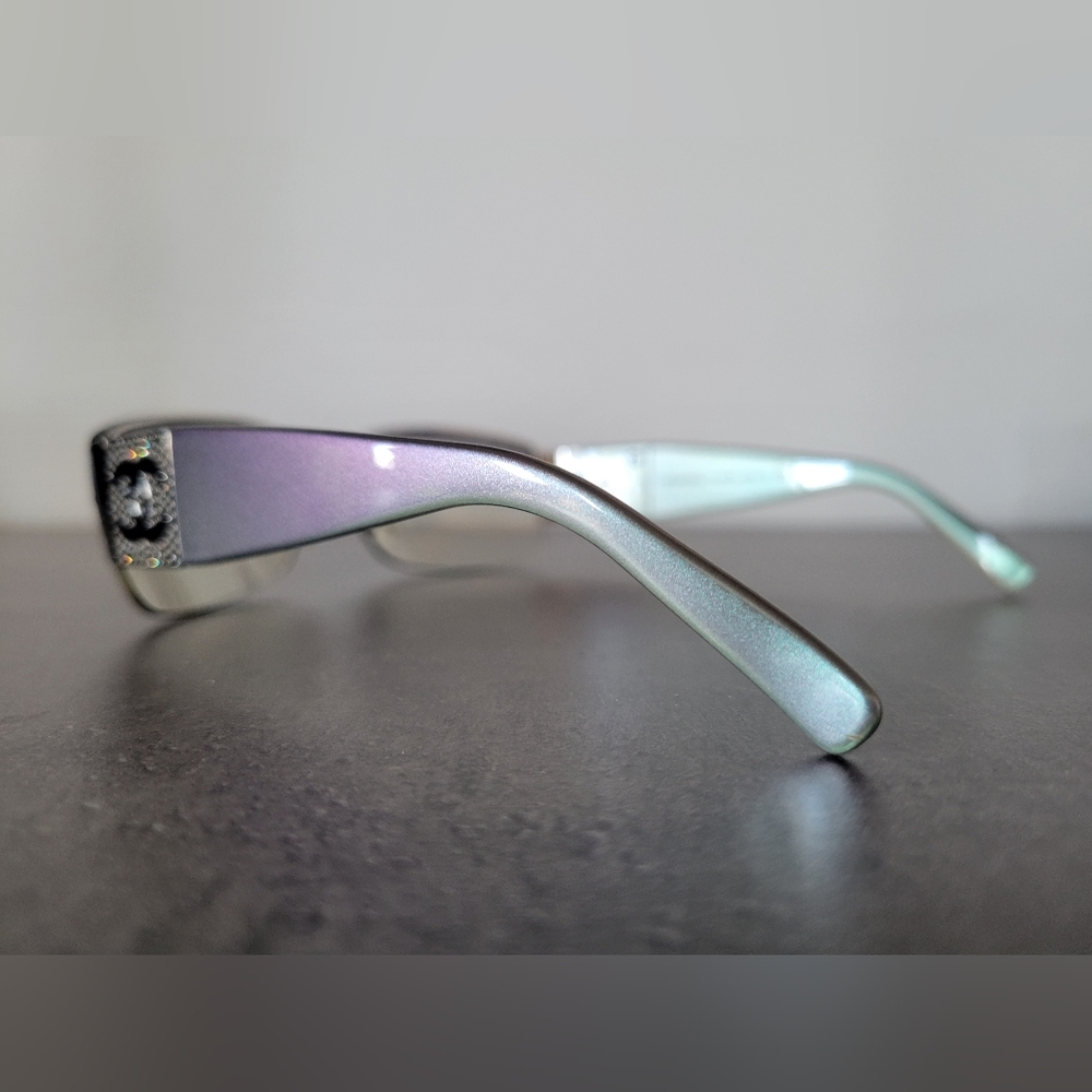 Vintage Chanel 4117-B Sunglasses - Picture 6 of 12